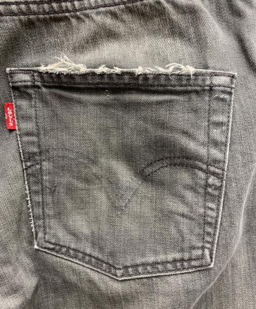 LEVI'S（リーバイス）LEVI'S (リーバイス) デニムパンツ グレー サイズ:W30×L32の古着・服飾アイテム