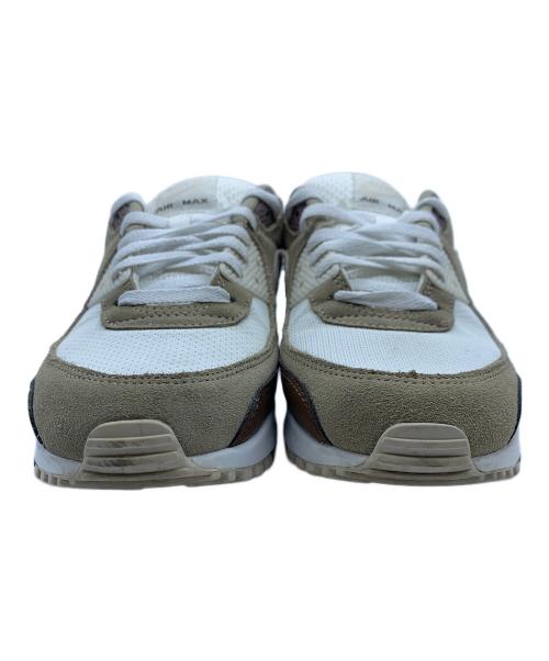NIKE（ナイキ）NIKE (ナイキ) シューズ ベージュ×ホワイト サイズ:26.5の古着・服飾アイテム