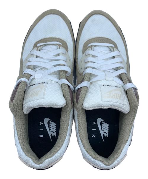 NIKE（ナイキ）NIKE (ナイキ) シューズ ベージュ×ホワイト サイズ:26.5の古着・服飾アイテム