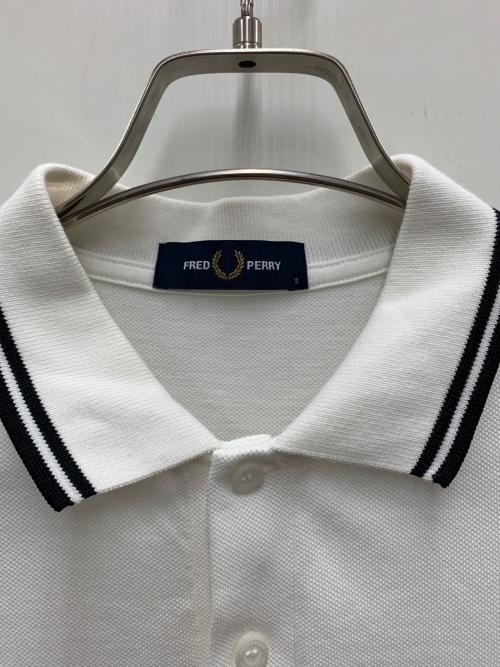 FRED PERRY（フレッドペリー）FRED PERRY (フレッドペリー) ポロシャツ ホワイト サイズ:Sの古着・服飾アイテム