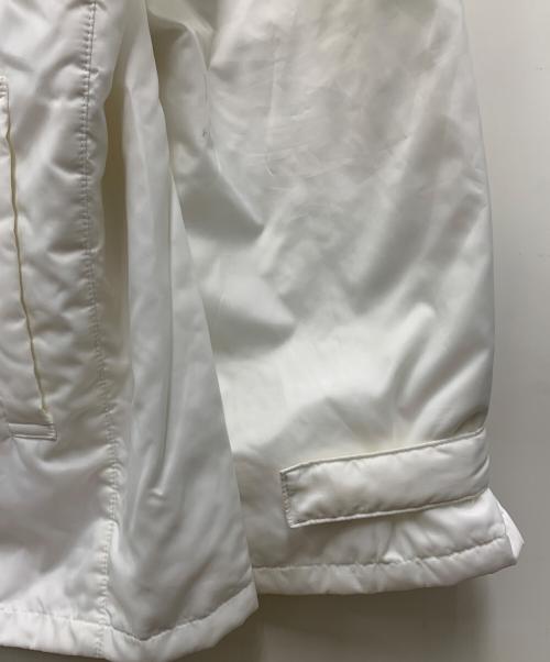 BURBERRY LONDON（バーバリーロンドン）BURBERRY LONDON (バーバリーロンドン) ジップジャケット ホワイト サイズ:40の古着・服飾アイテム
