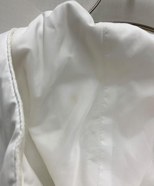 BURBERRY LONDON（バーバリーロンドン）BURBERRY LONDON (バーバリーロンドン) ジップジャケット ホワイト サイズ:40の古着・服飾アイテム