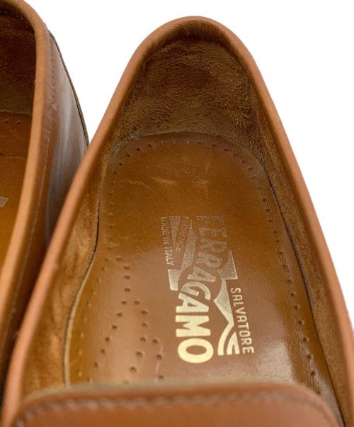 Salvatore Ferragamo（サルヴァトーレ フェラガモ）Salvatore Ferragamo (サルヴァトーレ フェラガモ) ストラップローファー キャメル サイズ:7EEの古着・服飾アイテム