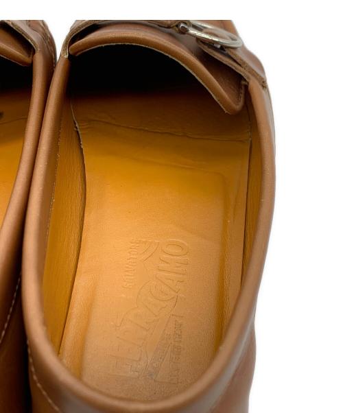 Salvatore Ferragamo（サルヴァトーレ フェラガモ）Salvatore Ferragamo (サルヴァトーレ フェラガモ) ローファー キャメル サイズ:7の古着・服飾アイテム