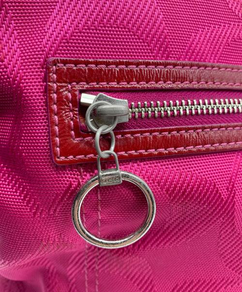 COACH（コーチ）COACH (コーチ) ショルダーバッグ ショッキングピンクの古着・服飾アイテム