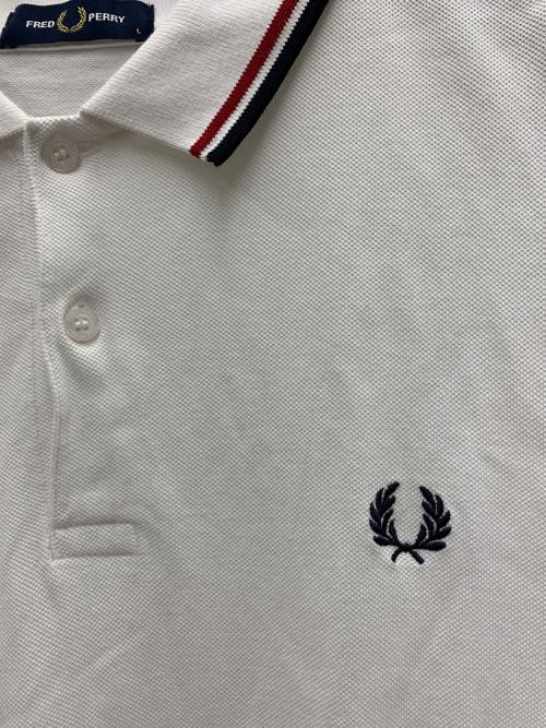 FRED PERRY（フレッドペリー）FRED PERRY (フレッドペリー) 半袖ポロシャツ ホワイト サイズ:Lの古着・服飾アイテム