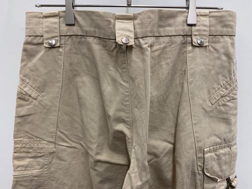 BURBERRY LONDON（バーバリーロンドン）BURBERRY LONDON (バーバリーロンドン) チノパン ベージュ サイズ:32の古着・服飾アイテム