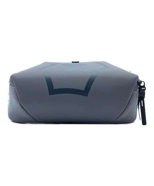 VICTORINOX（ビクトリノックス）VICTORINOX (ビクトリノックス) ショルダーバッグ ライトグレーの古着・服飾アイテム