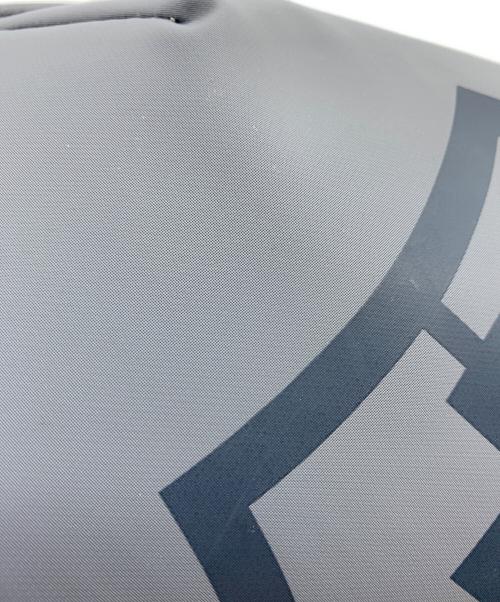 VICTORINOX（ビクトリノックス）VICTORINOX (ビクトリノックス) ショルダーバッグ ライトグレーの古着・服飾アイテム