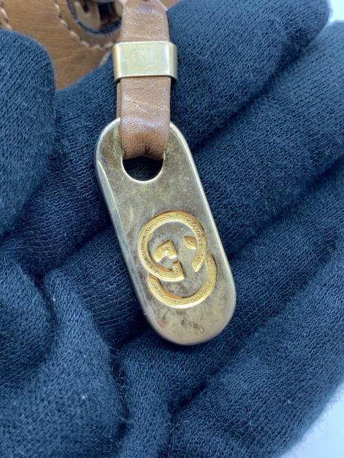 GUCCI（グッチ）GUCCI (グッチ) ハンドバッグ ブラウンの古着・服飾アイテム