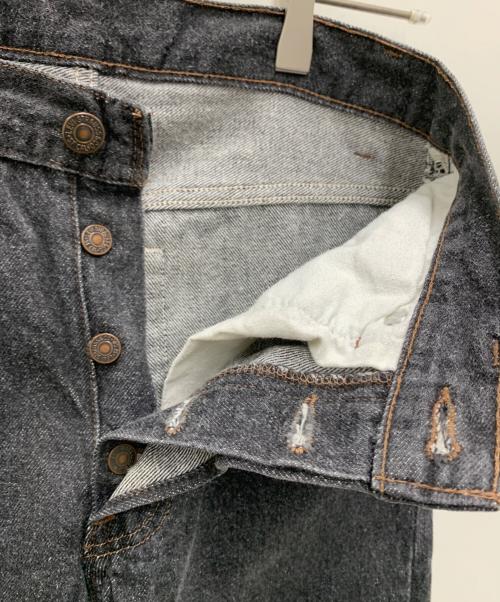 LEVI'S（リーバイス）LEVI'S (リーバイス) デニムパンツ グレー サイズ:W28の古着・服飾アイテム
