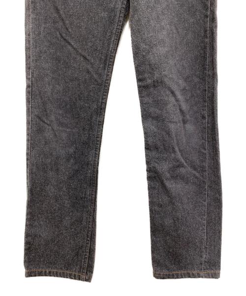 LEVI'S（リーバイス）LEVI'S (リーバイス) デニムパンツ グレー サイズ:W28の古着・服飾アイテム