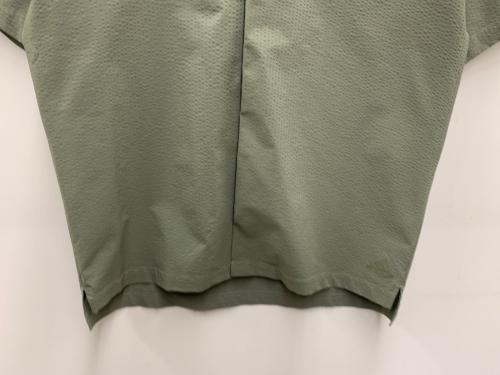 adidas（アディダス）adidas (アディダス) 半袖シャツ オリーブ サイズ:Mの古着・服飾アイテム