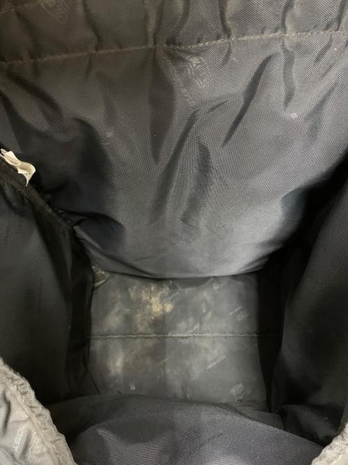 ZETT（ゼット）ZETT (ゼット) バックパック ブラック×ゴールドの古着・服飾アイテム