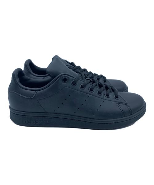 adidas（アディダス）adidas (アディダス) ローカットスニーカー ブラック サイズ:23.5の古着・服飾アイテム