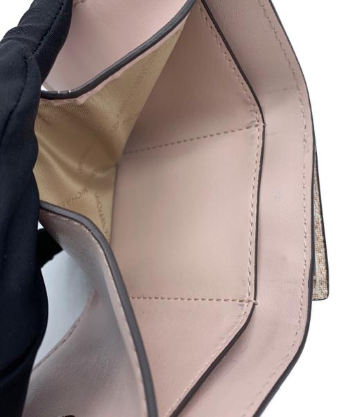 MICHAEL KORS（マイケルコース）MICHAEL KORS (マイケルコース) 3つ折り財布 アイボリーの古着・服飾アイテム
