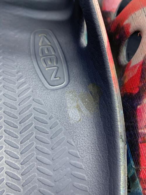 KEEN（キーン）KEEN (キーン) JERRY GARCIA (ジェリーガルシア) サンダル マルチカラー サイズ:M9 W11の古着・服飾アイテム