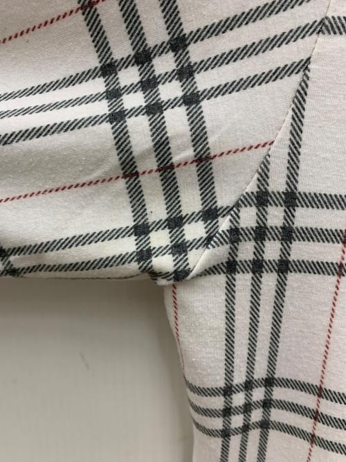 BURBERRY LONDON（バーバリーロンドン）BURBERRY LONDON (バーバリーロンドン) カットソー ホワイト サイズ:Lの古着・服飾アイテム