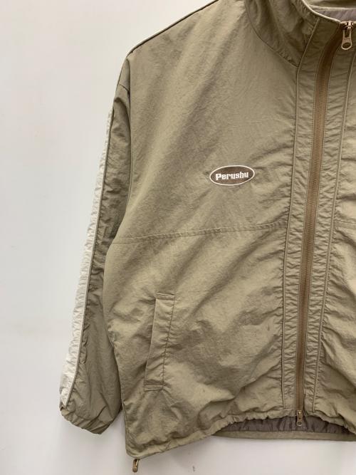 PERUSHU（ペルーシュ）PERUSHU (ペルーシュ) ナイロンジャケット ベージュ サイズ:Lの古着・服飾アイテム