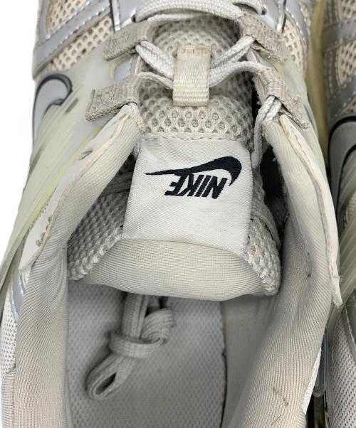 NIKE（ナイキ）NIKE (ナイキ) V2K RUN グレー サイズ:28.5の古着・服飾アイテム