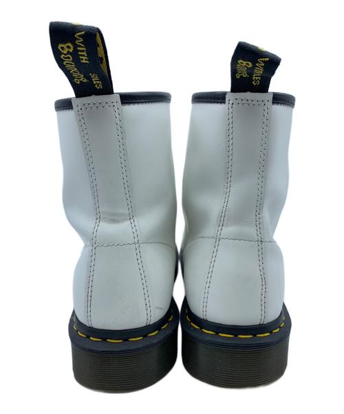 Dr.Martens（ドクターマーチン）Dr.Martens (ドクターマーチン) 8ホールブーツ ホワイト サイズ:UK7の古着・服飾アイテム