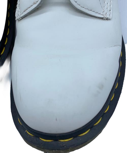 Dr.Martens（ドクターマーチン）Dr.Martens (ドクターマーチン) 8ホールブーツ ホワイト サイズ:UK7の古着・服飾アイテム