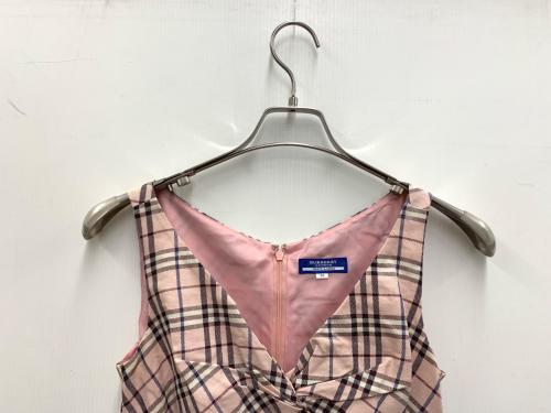 BURBERRY BLUE LABEL（バーバリー ブルー レーベル）BURBERRY BLUE LABEL (バーバリー ブルー レーベル) ノースリーブワンピース ピンク サイズ:Mの古着・服飾アイテム