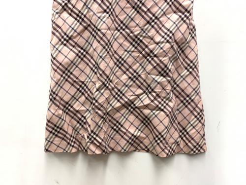 BURBERRY BLUE LABEL（バーバリー ブルー レーベル）BURBERRY BLUE LABEL (バーバリー ブルー レーベル) ノースリーブワンピース ピンク サイズ:Mの古着・服飾アイテム