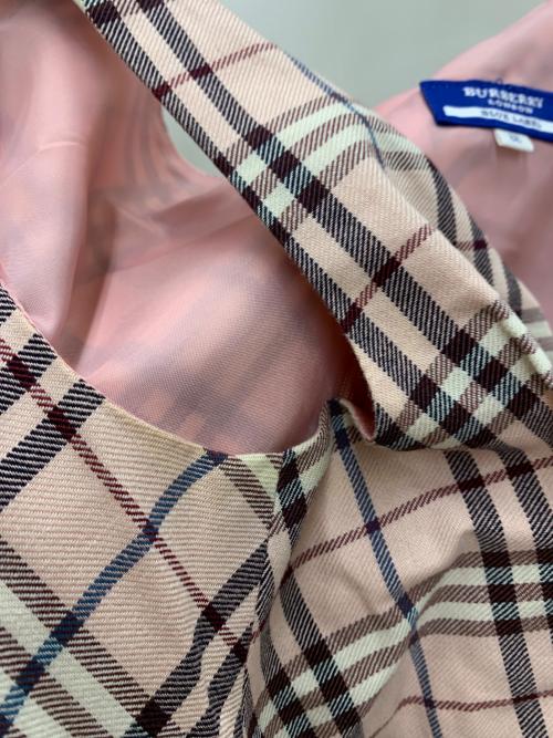 BURBERRY BLUE LABEL（バーバリー ブルー レーベル）BURBERRY BLUE LABEL (バーバリー ブルー レーベル) ノースリーブワンピース ピンク サイズ:Mの古着・服飾アイテム