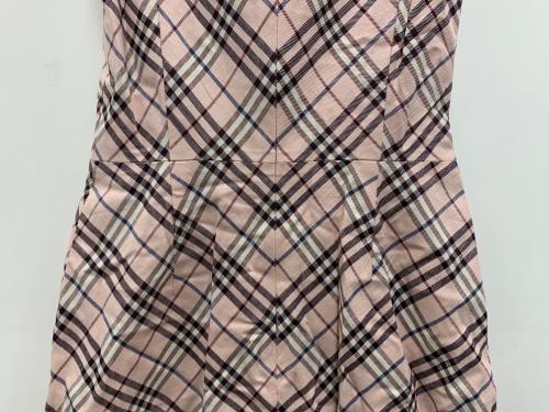 BURBERRY BLUE LABEL（バーバリー ブルー レーベル）BURBERRY BLUE LABEL (バーバリー ブルー レーベル) ノースリーブワンピース ピンク サイズ:Mの古着・服飾アイテム