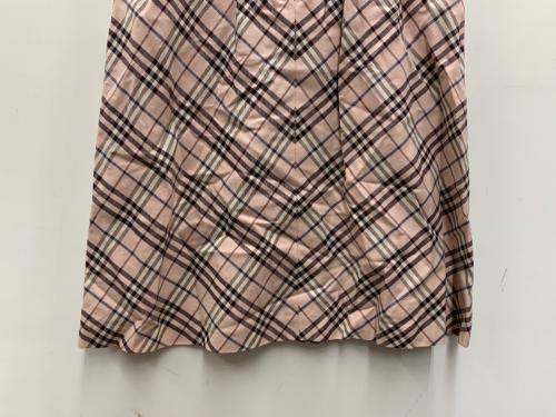 BURBERRY BLUE LABEL（バーバリー ブルー レーベル）BURBERRY BLUE LABEL (バーバリー ブルー レーベル) ノースリーブワンピース ピンク サイズ:Mの古着・服飾アイテム