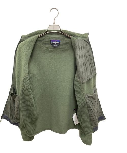 Patagonia（パタゴニア）Patagonia (パタゴニア) フリースジャケット カーキ サイズ:Sの古着・服飾アイテム