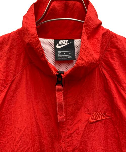 NIKE（ナイキ）NIKE (ナイキ) ナイロンジャケット レッド サイズ:Sの古着・服飾アイテム