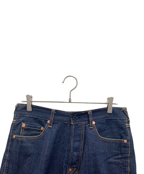 EVISU（エヴィス）EVISU (エヴィス) ハーフパンツ インディゴ×レッド サイズ:W32の古着・服飾アイテム
