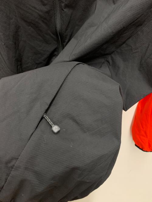 THE NORTH FACE（ザ ノース フェイス）THE NORTH FACE (ザ ノース フェイス) ナイロンジャケット レッド×ブラック サイズ:Lの古着・服飾アイテム