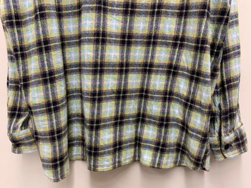 LEVI'S（リーバイス）LEVI'S (リーバイス) 長袖シャツ グリーン×ブラック サイズ:XLの古着・服飾アイテム