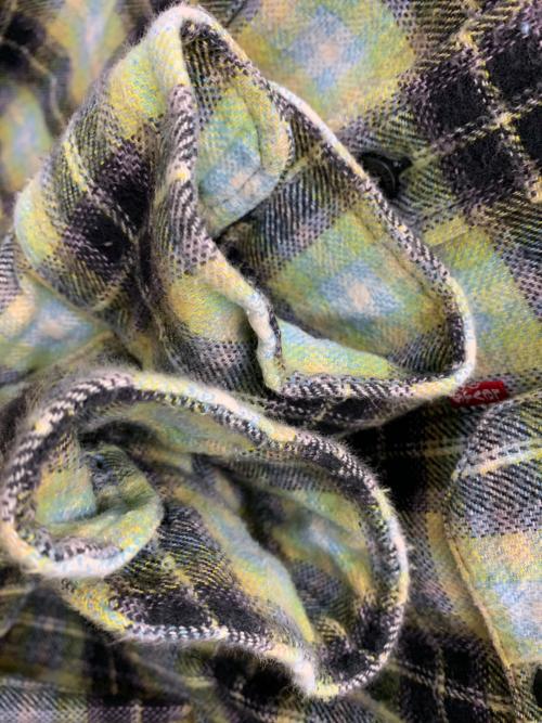 LEVI'S（リーバイス）LEVI'S (リーバイス) 長袖シャツ グリーン×ブラック サイズ:XLの古着・服飾アイテム