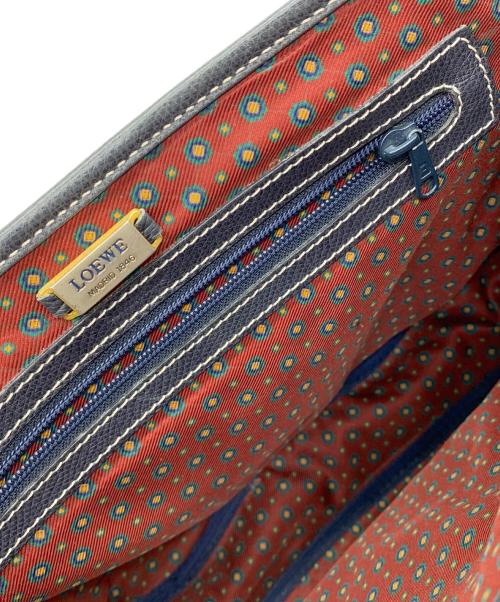 LOEWE（ロエベ）LOEWE (ロエベ) ショルダーバッグ ブラックの古着・服飾アイテム