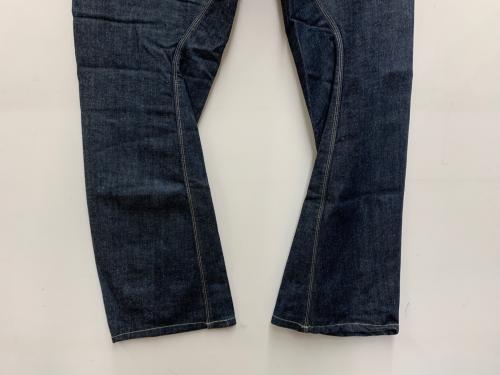 LEVI'S ENGINEERED（リーバイスエンジニアード）LEVI'S ENGINEERED (リーバイスエンジニアード) デニムパンツ インディゴ サイズ:34の古着・服飾アイテム