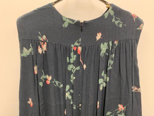 SACRA（サクラ）SACRA (サクラ) ノースリーブワンピース ブラック サイズ:38の古着・服飾アイテム