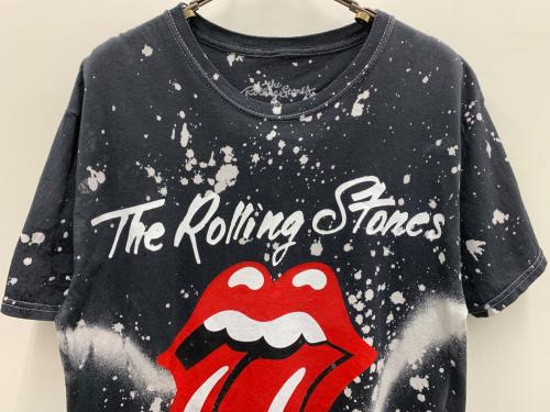 ROLLING STONES（ローリングストーンズ）ROLLING STONES (ローリングストーンズ) 半袖カットソー ブラック×ホワイト サイズ:Mの古着・服飾アイテム