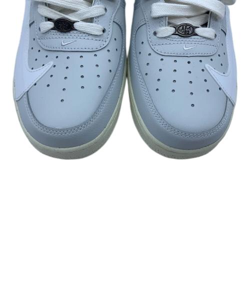 NIKE（ナイキ）NIKE (ナイキ) ミッドカットスニーカー グレー×ホワイト サイズ:27の古着・服飾アイテム
