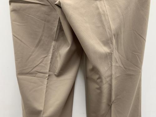 DESCENTE（デサント）DESCENTE (デサント) スラックス ベージュ サイズ:Lの古着・服飾アイテム
