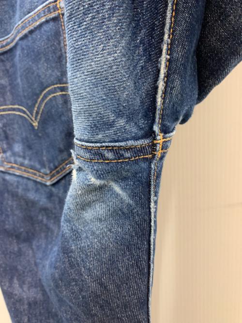 LEVI'S（リーバイス）LEVI'S (リーバイス) デニムパンツ インディゴ サイズ:W32×L32の古着・服飾アイテム