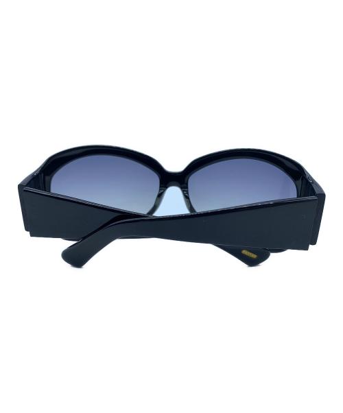 OLIVER PEOPLES（オリバーピープルズ）OLIVER PEOPLES (オリバーピープルズ) サングラス ブラック サイズ:61□15-115の古着・服飾アイテム