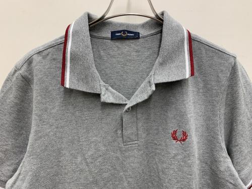 FRED PERRY（フレッドペリー）FRED PERRY (フレッドペリー) ポロシャツ グレー サイズ:Lの古着・服飾アイテム