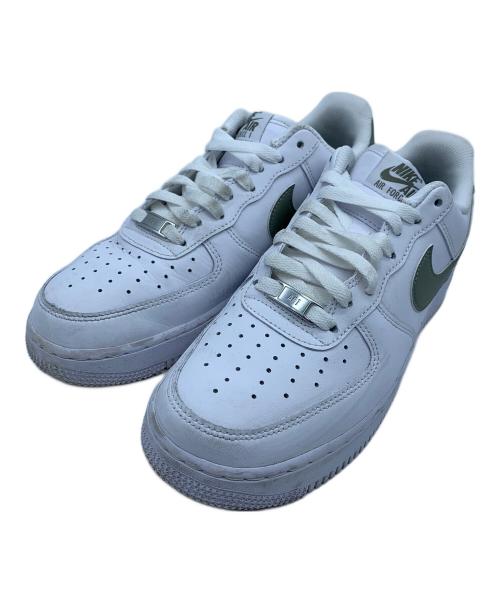 NIKE（ナイキ）NIKE (ナイキ) Air Force 1 Low '07 ホワイト サイズ:26.5の古着・服飾アイテム