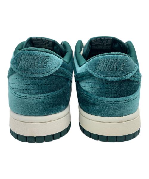 NIKE（ナイキ）NIKE (ナイキ) WMNS Dunk Low グリーン サイズ:26.5 未使用品の古着・服飾アイテム