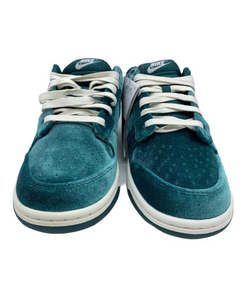 NIKE（ナイキ）NIKE (ナイキ) WMNS Dunk Low グリーン サイズ:26.5 未使用品の古着・服飾アイテム