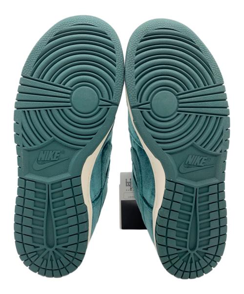 NIKE（ナイキ）NIKE (ナイキ) WMNS Dunk Low グリーン サイズ:26.5 未使用品の古着・服飾アイテム